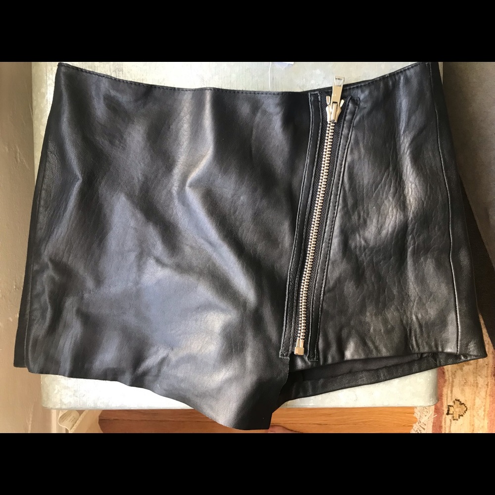 Intermix Black Leather Skort size medium